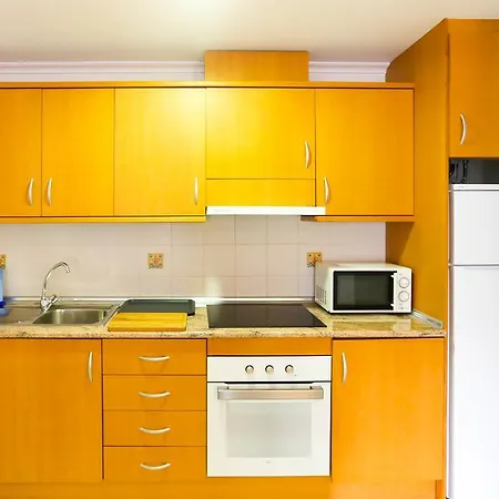 La Rotonda, Pool, & Comfort Apartment Cabo Roig